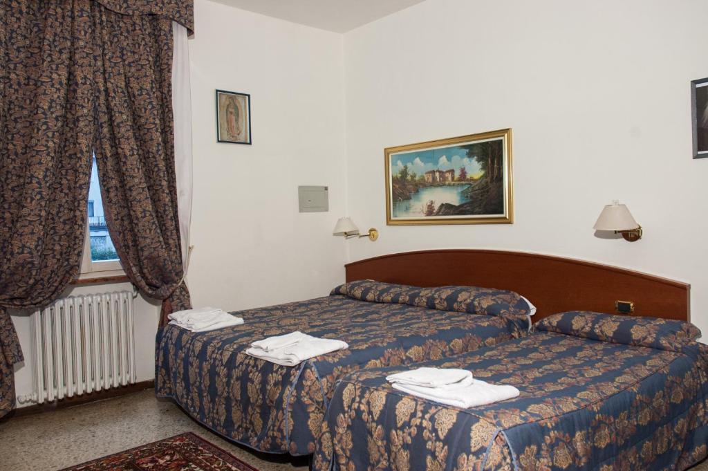 Vip Hotel Piacenza Quarto foto